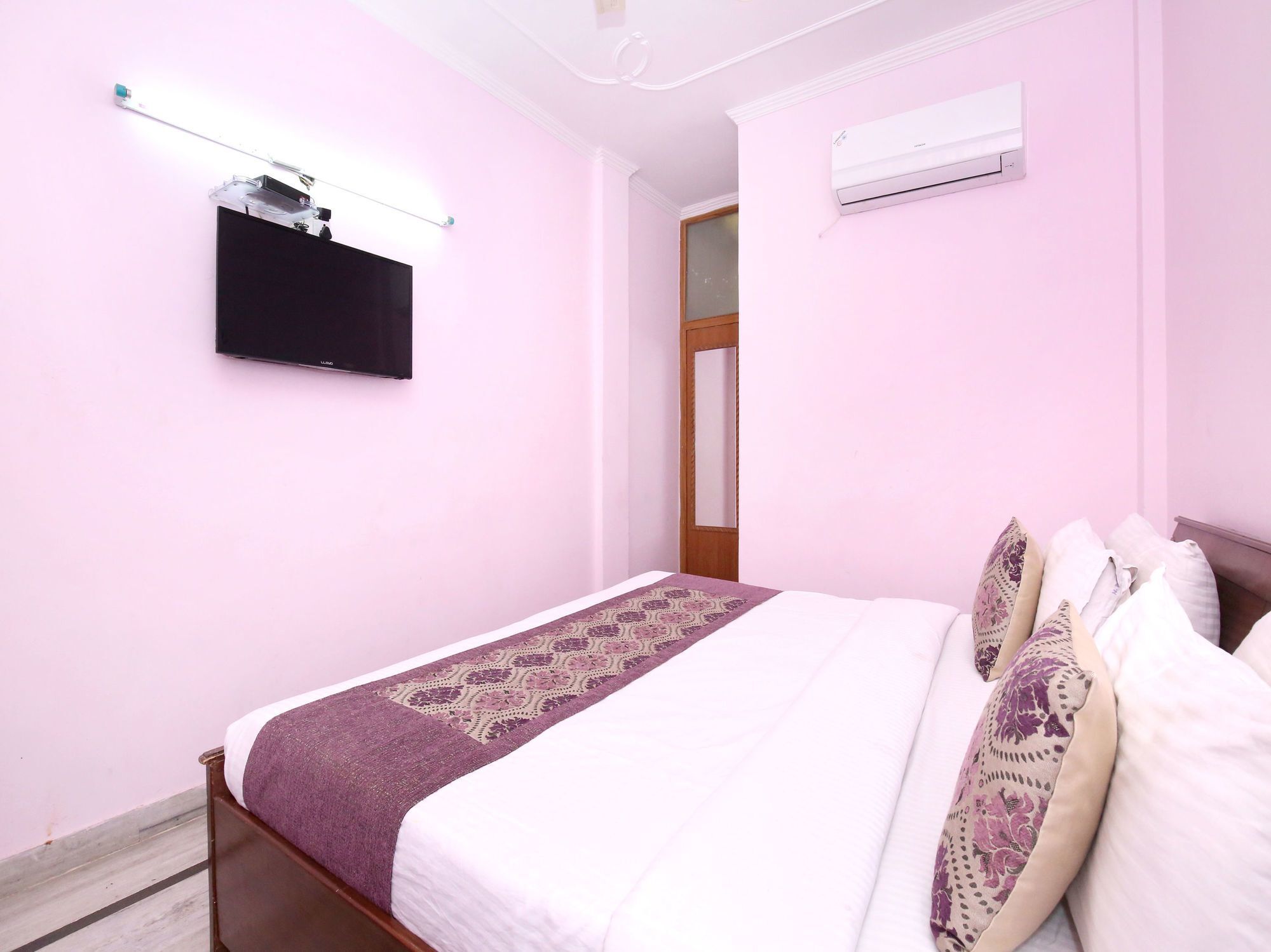 Chandīgarh Oyo 6463 Hotel Dove מראה חיצוני תמונה