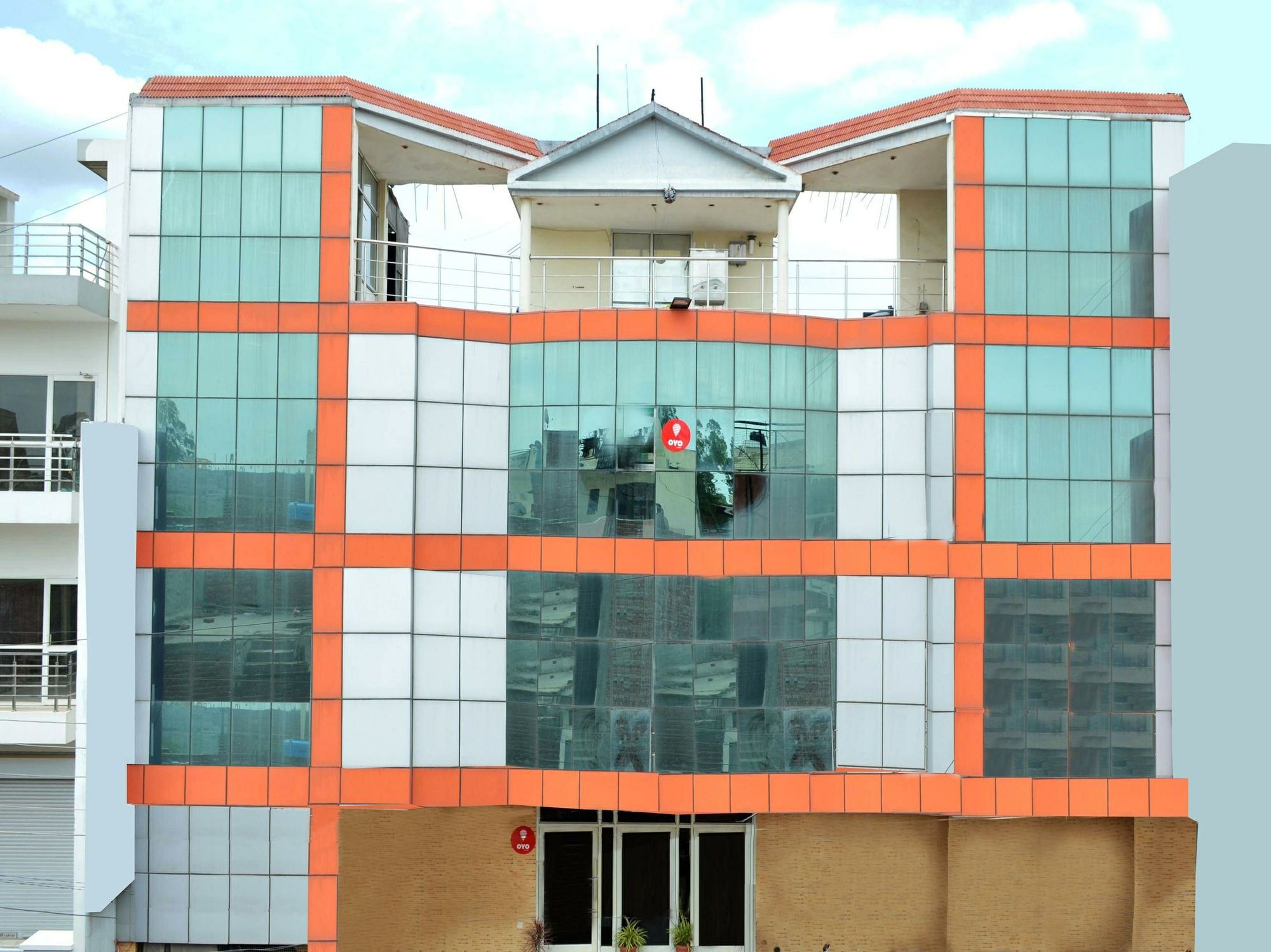 Chandīgarh Oyo 6463 Hotel Dove מראה חיצוני תמונה